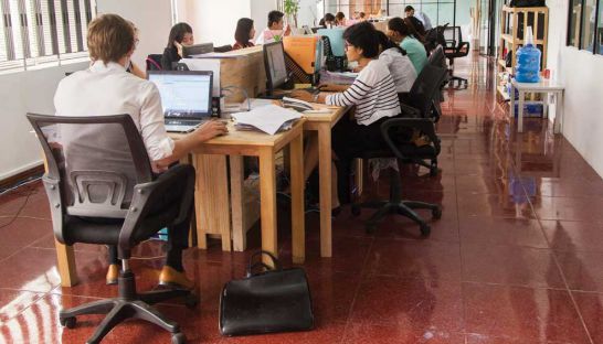 business_individuals_work_at_the_co-working_space_of_saint_blanquet_associates_in_phnom_penh_in_june_2015_kimberly_mccosker_0