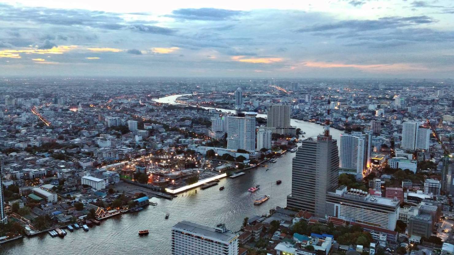 bangkok-skyline-lebua-opt