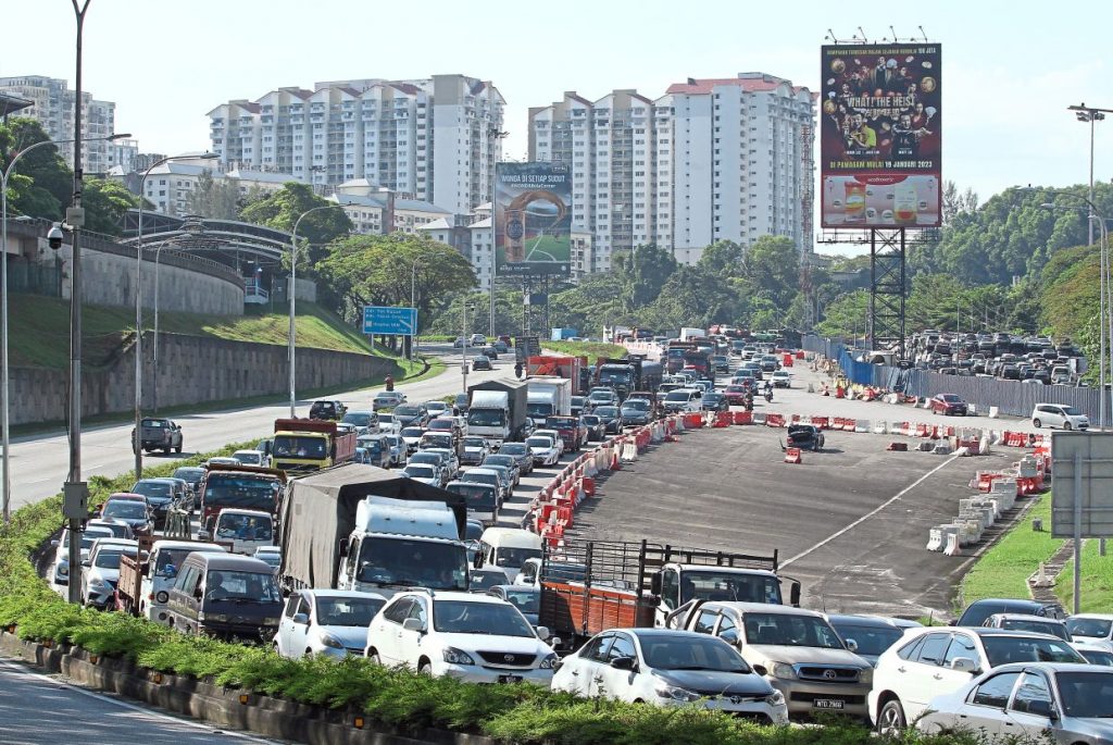 Malaysia Vehicle Sales Jump To Units Asean Economic Community Strategy Center